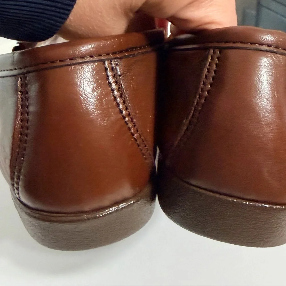 SAS Genuine Leather Tassel Loafers Brown 9.5 W Made in USA NWOT
